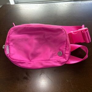 Sonic Pink Lululemon Everywhere Belt Bag 1L 🩷💕